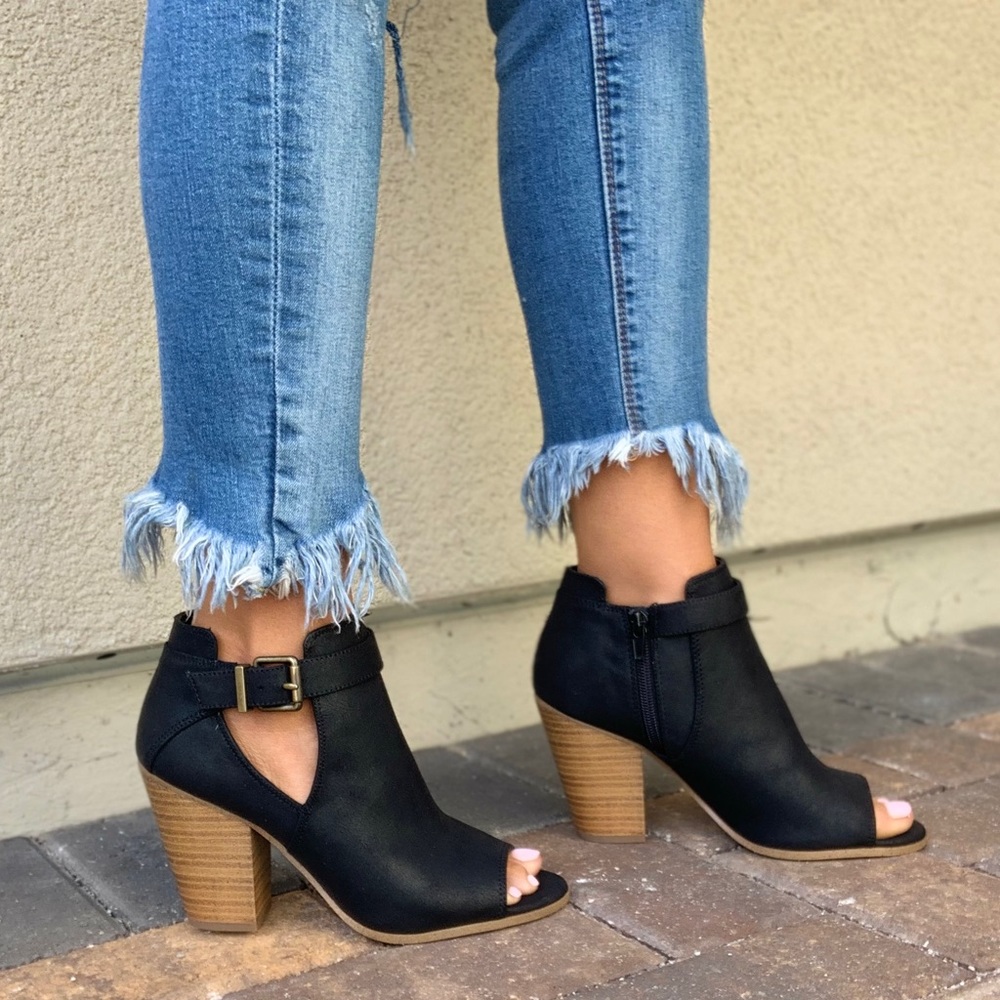 BLACK Peep Toe Open Side Chunky Heel Ankle Bootie - Picture 6 of 8
